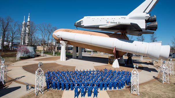Liseli Selin Amerika'daki uzay kampına bu sene katılan tek Türk oldu