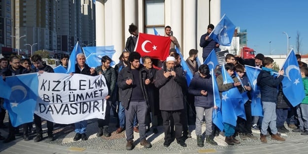 Liseli ve üniversiteli öğrenciler Çin zulmüne duyarsız kalmadı
