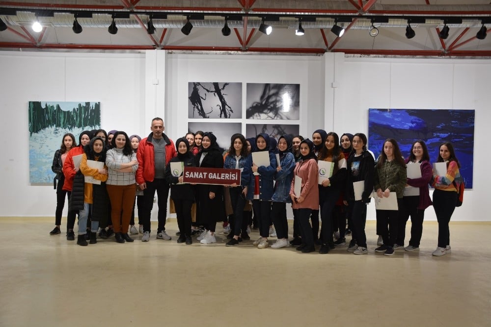 Lisesi öğrencileri Sanat Tasarım ve Mimarlık Fakültesi’nde buluştu 