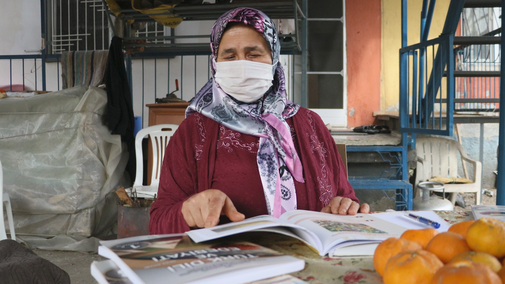 Liseyi 61’inde bitirdi gözü şimdi ilahiyatta