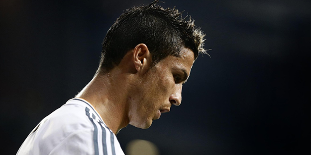 Liverpool taraftarından evladını kaybeden Ronaldo'ya destek