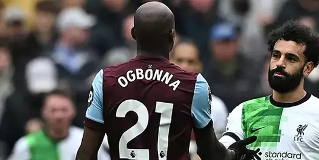 Liverpool'da maçta bulunan iki isimden korkutan o anlar... Kaldığı yerden devam edecek mi?