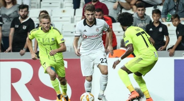 Ljajic'in adalesinde yırtık tespit edildi