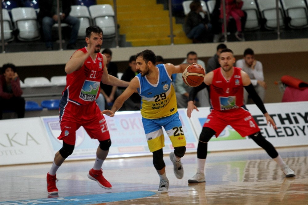 Lokman Hekim Fethiye Belediyespor rakip tanımıyor 