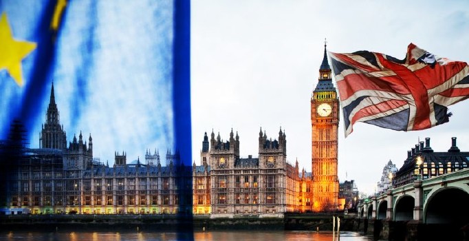 Londra Belediye Başkanı Han'dan uyarı: Brexit ertelenebilir