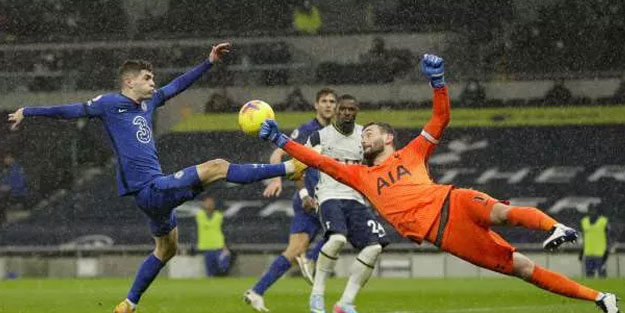 Londra derbisi Chelsea'nin oldu