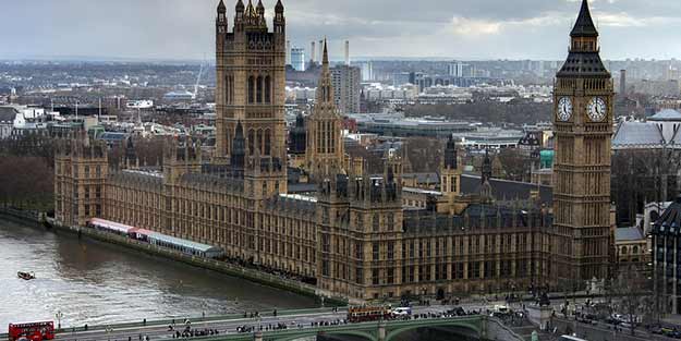 Londra'da çanlar Notre-Dame için çalacak