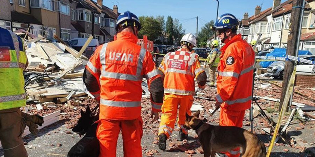 Londra'da gaz patlaması! Bina çöktü: 1 ölü, 3 yaralı