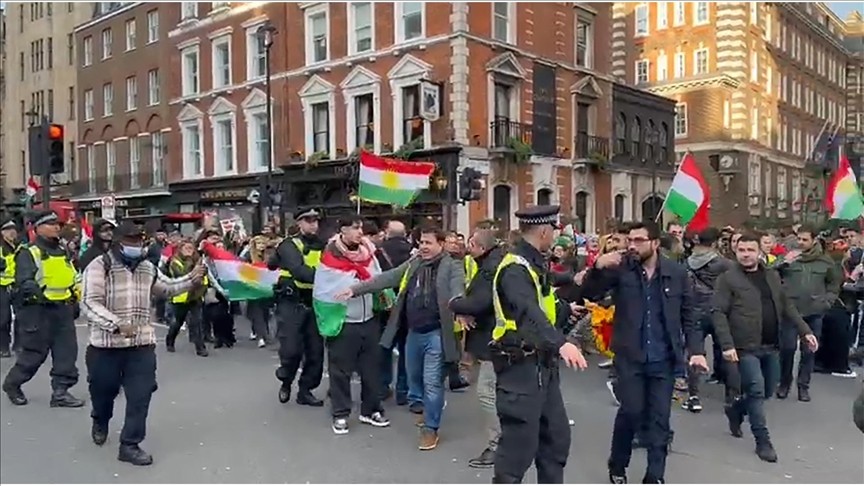 Londra’da terör örgütü YPG yandaşlarından vatandaşlara çirkin saldırı!