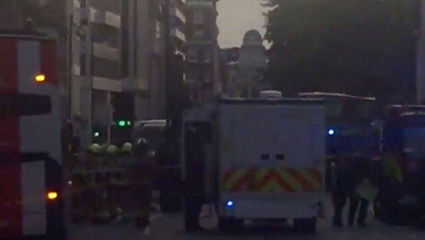 Londra’nın ünlü caddesinde ’kimyasal sızıntı’ alarmı