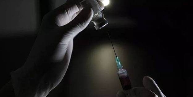 Los Angeles'ta öğrencilere koronavirüs aşısı zorunluluğu