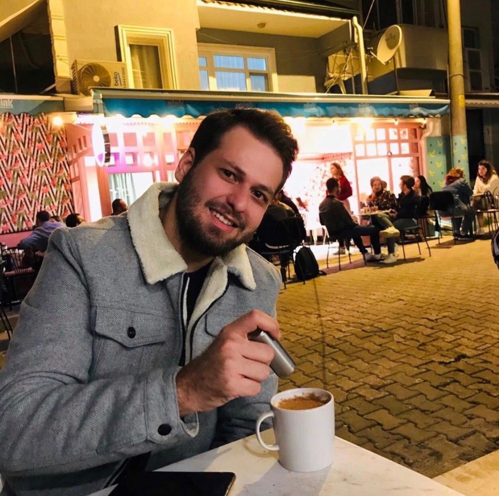 Lösemi hastalığı tekrarlayan üniversiteli gence umut olabilmek için arkadaşları seferber oldu 