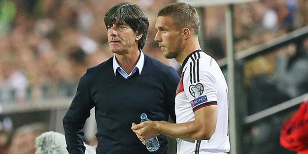 Löw, Podolski'ye Cimbom'u işaret etti