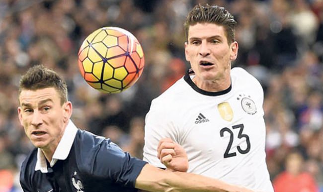 Löw'den Gomez'e müjde!