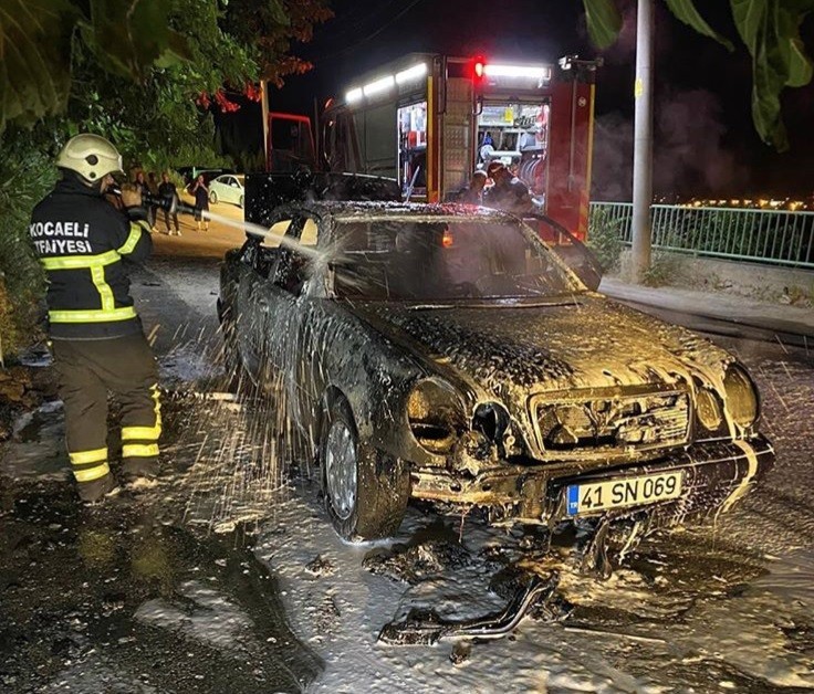 LPG’li otomobil seyir halindeyken alev alev yandı 