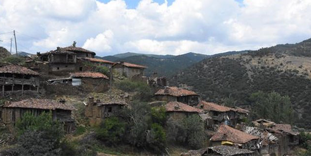 Kurtuluş Savaşı'nda efeleri ağırlayan köyde 5 kişi kaldı! 'Camiyi tamir etsinler'