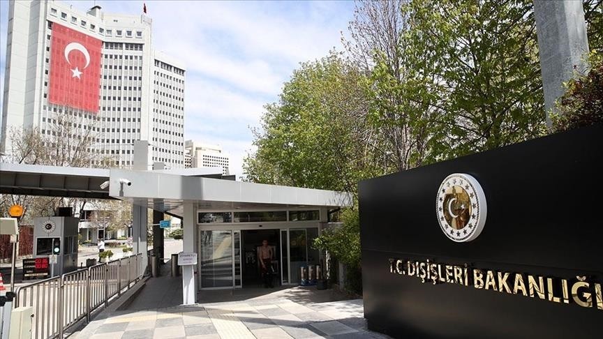 Lübliyana Büyükelçiliğine sözleşmeli sekreter alınacak