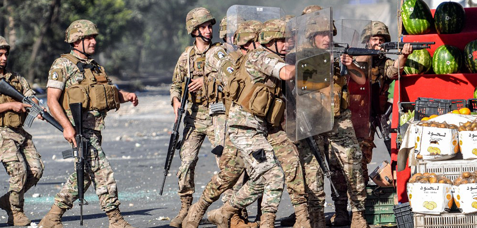 Lübnan ordusundan darbe iması: Ülkede durum daha da kötüleşiyor!
