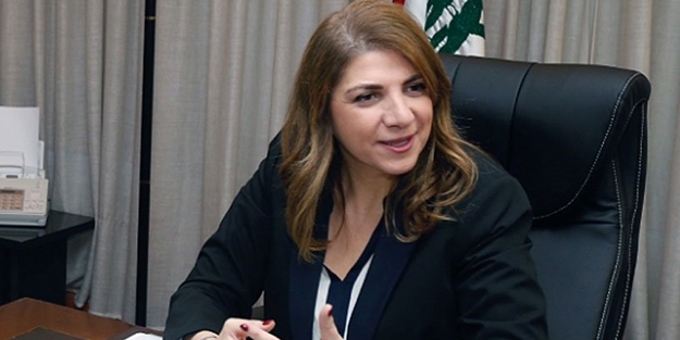 Kabine dağılıyor: Lübnan'da bir istifa daha
