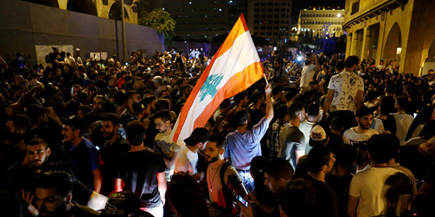 Lübnan'da kirli oyun! Hz. Ayşe'ye hakaret ettiler