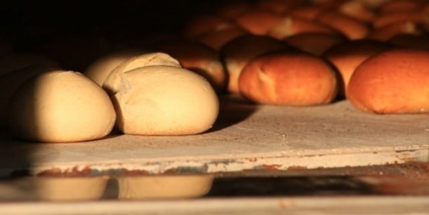 Lübnan'da ortalık karışık: Bu kez de ekmek krizi başladı!