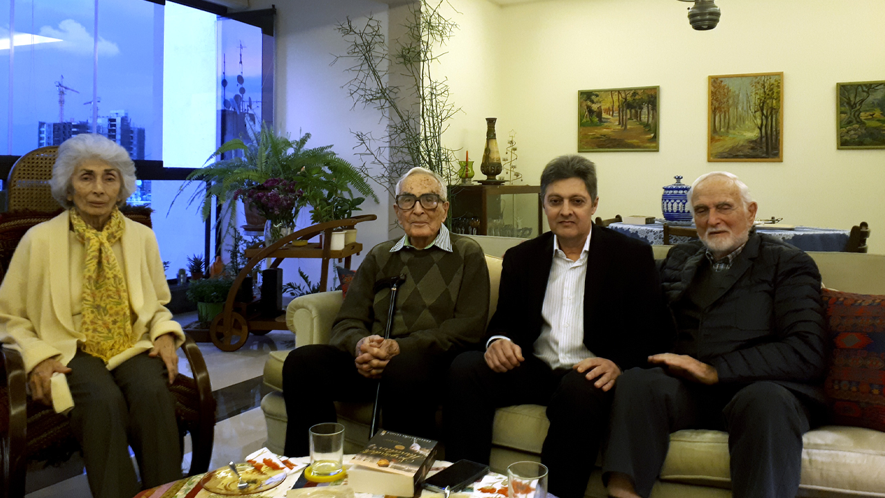 Lübnan'daki Osmanlı hanedanı mensubu 25 kişi Türkiye'ye geri dönmeye çalışıyor!