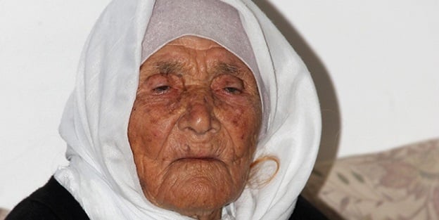 Lübnan'ın asırlık çınarı: Meymune Nine