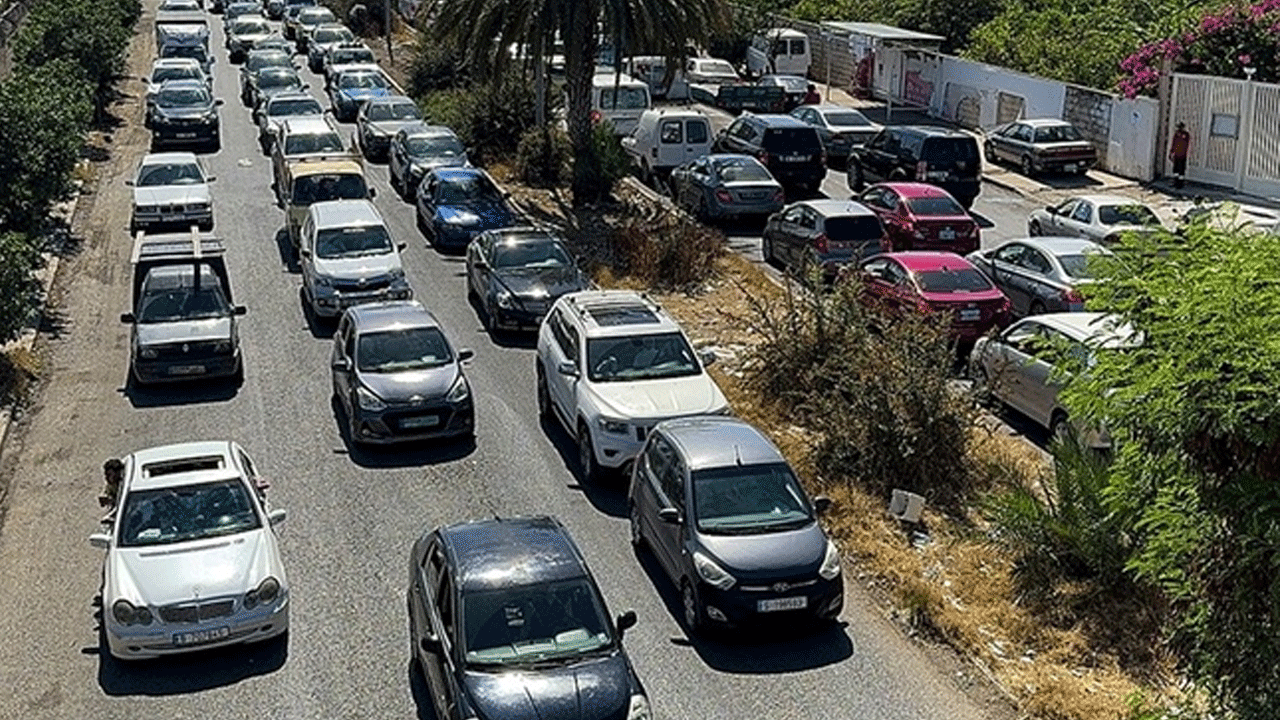 Lübnan'ın güneyinde işgalci İsrail’e yer açıldı! 200 bin Lübnanlı topraklarını erk etti