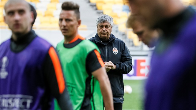 Lucescu Zenit'le alaştı
