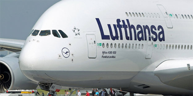 Lufthansa uçağı pislikten kalkamadı!