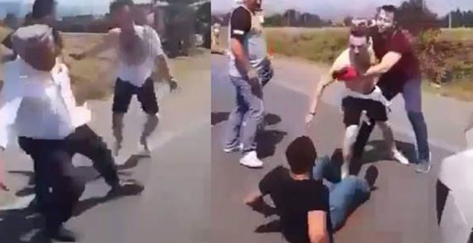 Lüks araçtan inen gençler baba oğlu bıçakladı