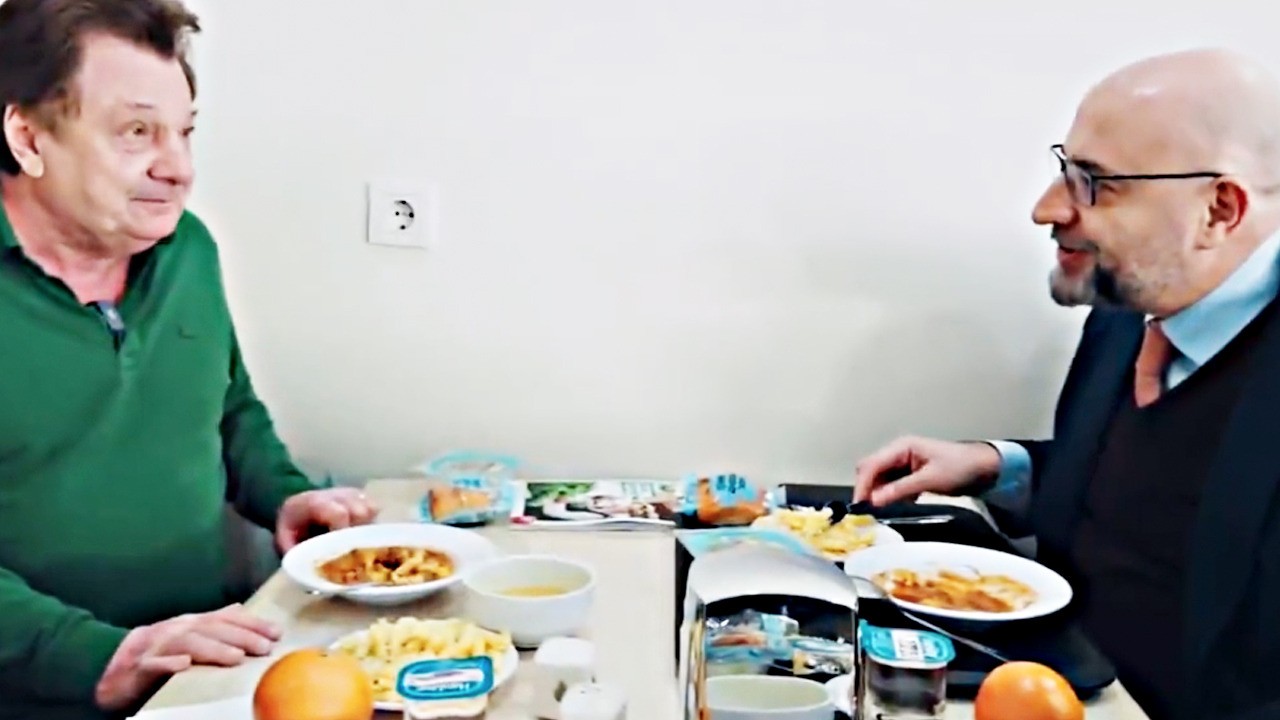 Lüks restoranları beğenmeyen Milor, Kent Lokantasına bayıldı! Gurme değil 'Kent yalakası'