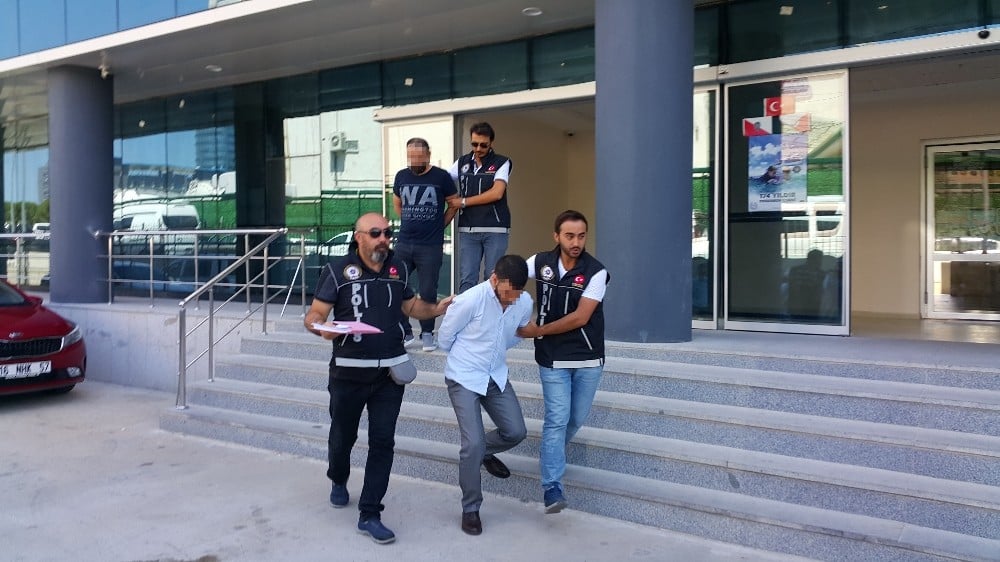 Lüks rezidansta 1 milyon liralık uyuşturucu ile yakalandılar 