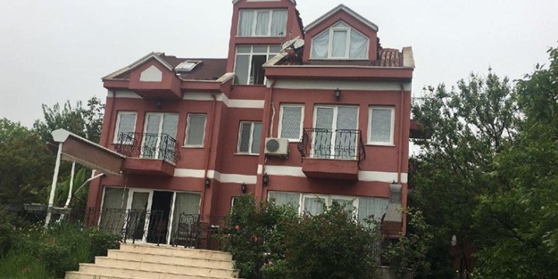 Polis lüks villaya girdi! Şok eden manzara