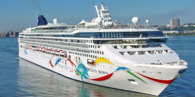 Lüks yolcu gemisinde salgın paniği!