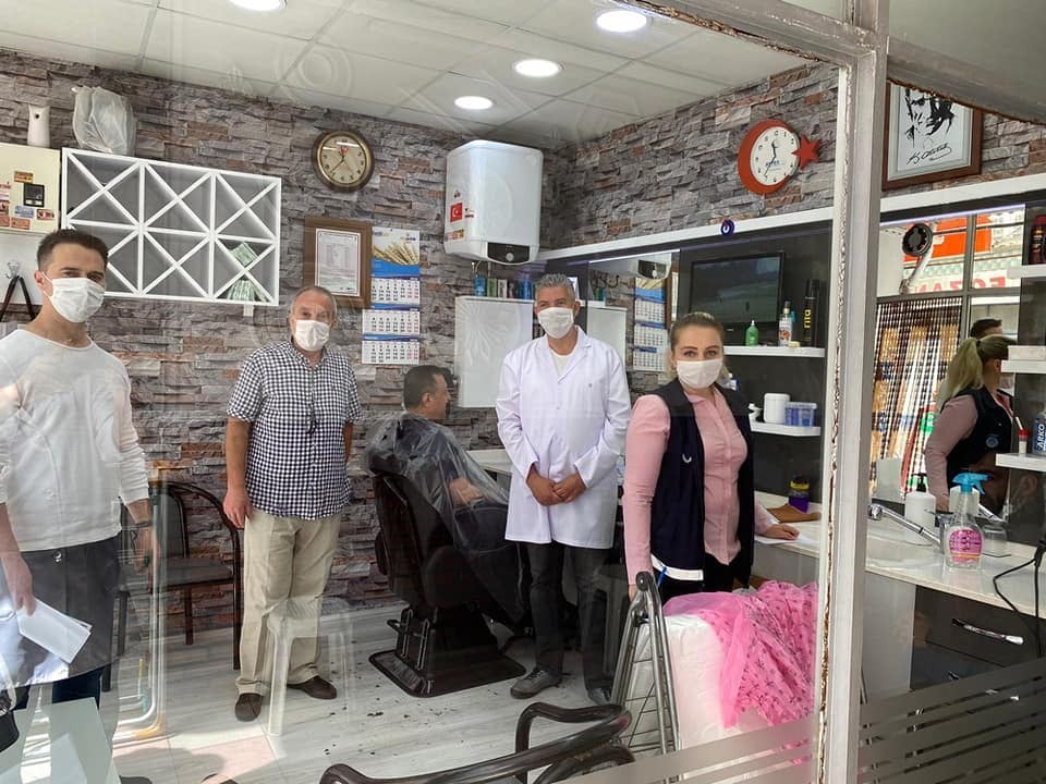Lüleburgaz’da berber ve kuaför salonları denetlendi 