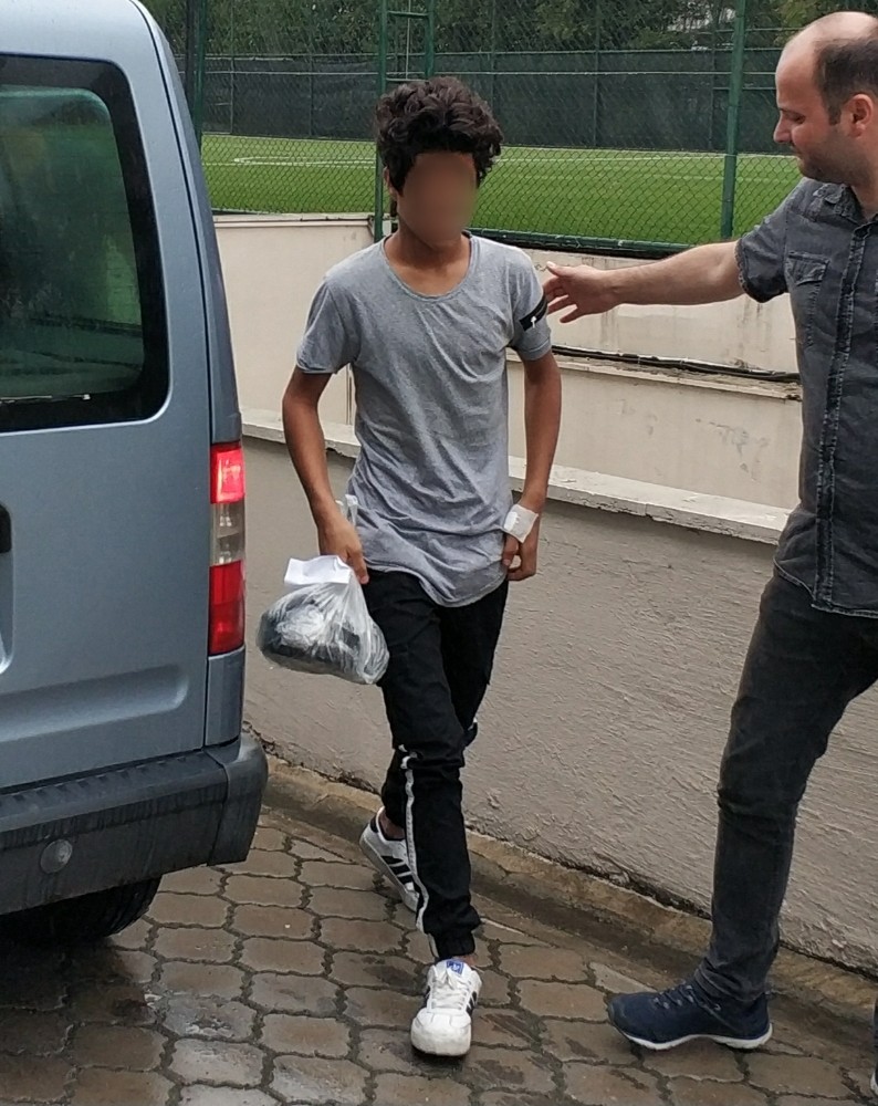 Lunaparkta 2 kişiyi bıçaklayan çocuk serbest 