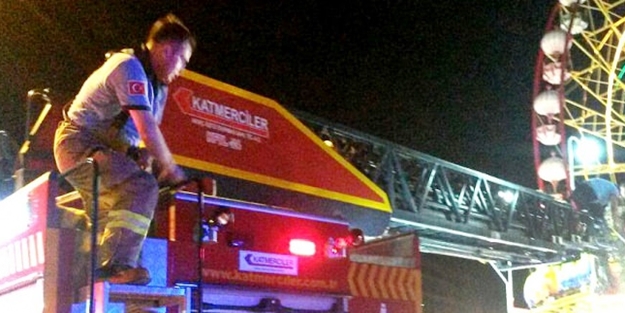 Lunapark'ta büyük panik! Trenin tekerleği...