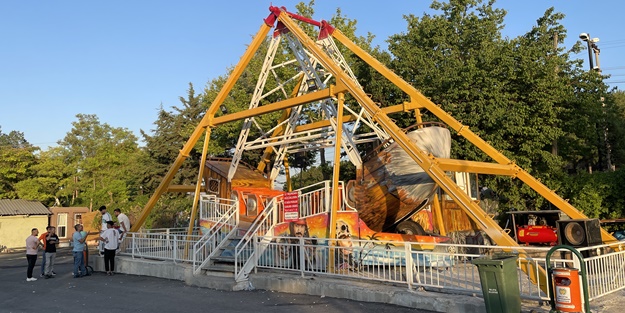 Lunaparkta gondoldan düşen kişi hayatını kaybetti