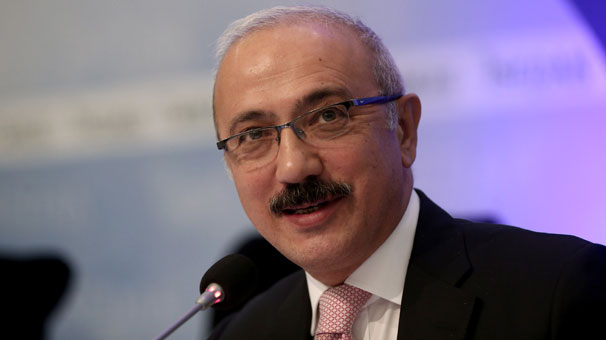 Lütfi Elvan: AK Parti birilerinin yönlendirmeleriyle hareket eden bir parti değildir