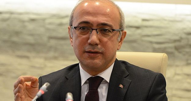 Lütfi Elvan nakliyecilerin sorunlarını dinledi