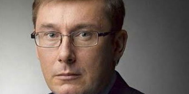 Lutsenko ve eşine boyalı saldırı