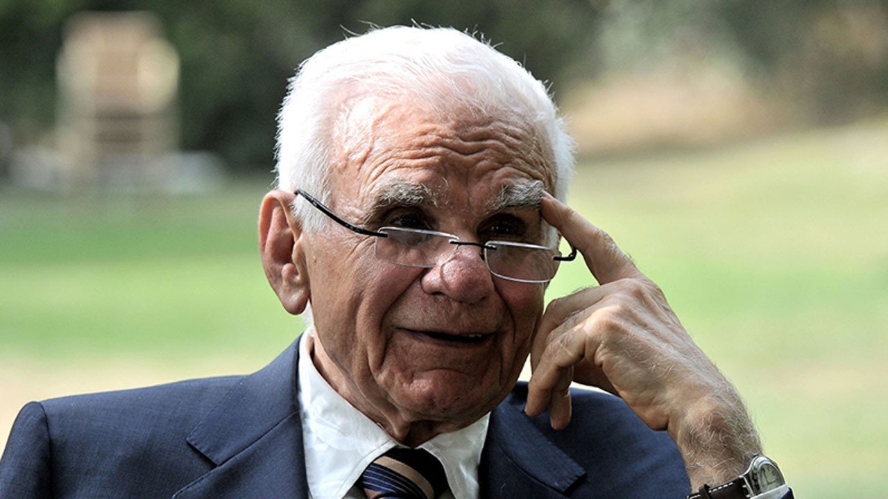 M. Gazi Yaşargil, Genç Beyin Cerrahı Ödülü için başvurular başladı