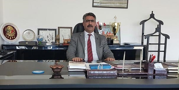 M. Kemal'e hakaret ettiği iddia edilen daire başkanı görevden atıldı