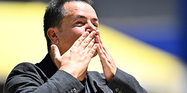 Maalesef kahreden haber tüm Fenerbahçe’ye duyuruldu: Ama şimdi değil: Bu haber Ali Koç’u hiç sevindirmeyecek…