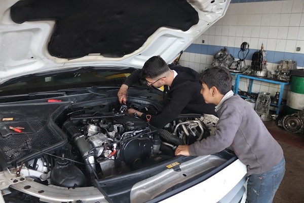 Maaşlar arttı ama çalışacak kimse yok!