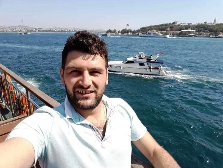 Maç izlerken kalp krizi geçirdi 
