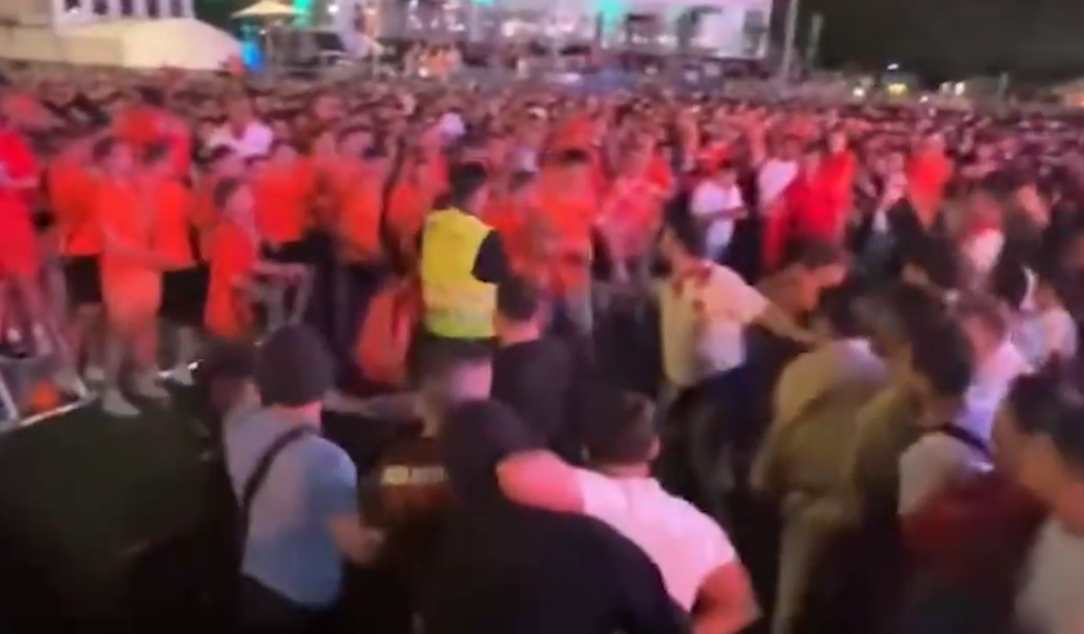 Maç sonrasında birbirine girdiler! Kavga çıktı