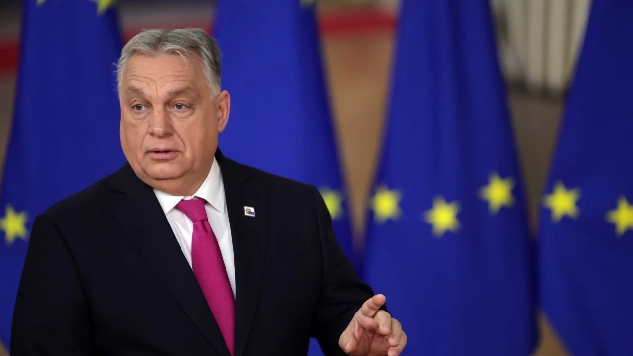 Macaristan Başbakanı Orban: "Avrupa Birliği dağılma sürecinde"