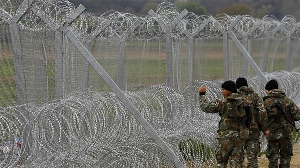 Macaristan Sırbistan sınırını keskinleştiriyor